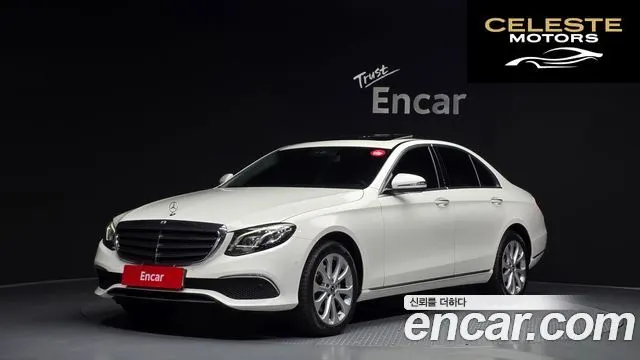 MERCEDES BENZ E-Classe W213 E220d 4MATIC Exclusive 2019 — photo 1 sur 30