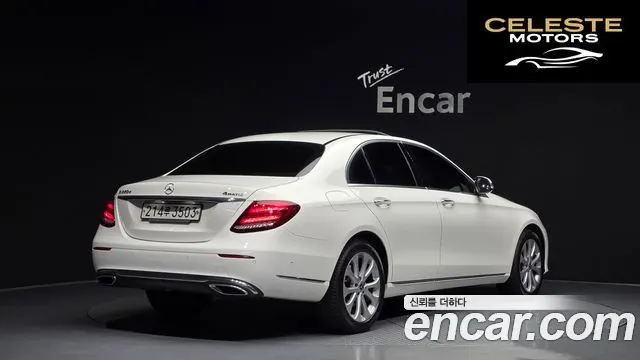 MERCEDES BENZ E-Classe W213 E220d 4MATIC Exclusive 2019 — photo 2 sur 30
