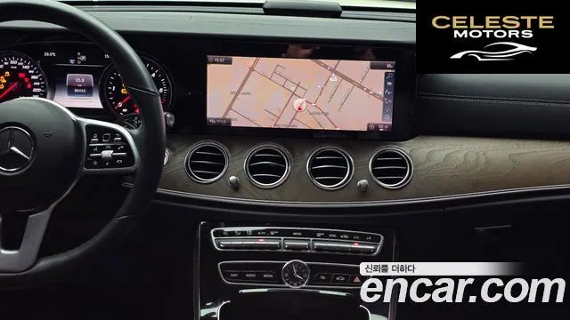 MERCEDES BENZ E-Classe W213 E220d 4MATIC Exclusive 2019 — photo 20 sur 30