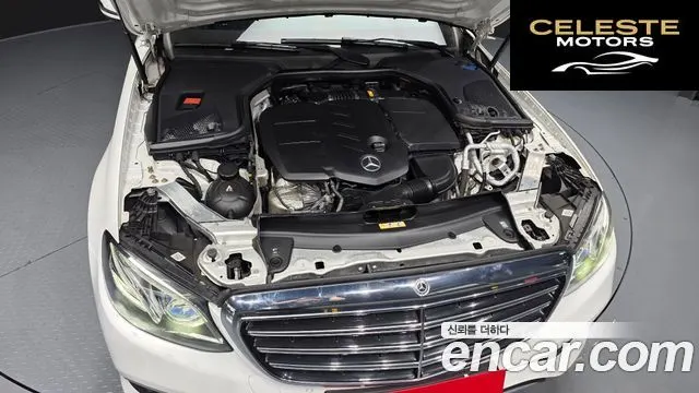 MERCEDES BENZ E-Classe W213 E220d 4MATIC Exclusive 2019 — photo 6 sur 30