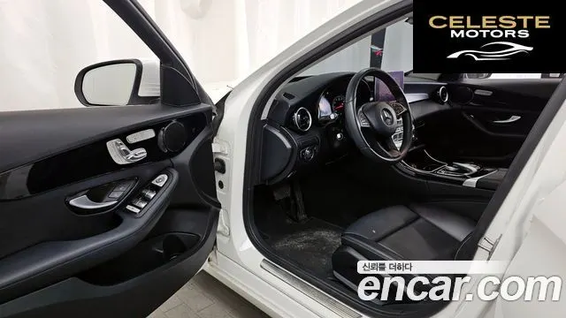 MERCEDES BENZ C-Classe W205 C200 2018 — photo 13 sur 30