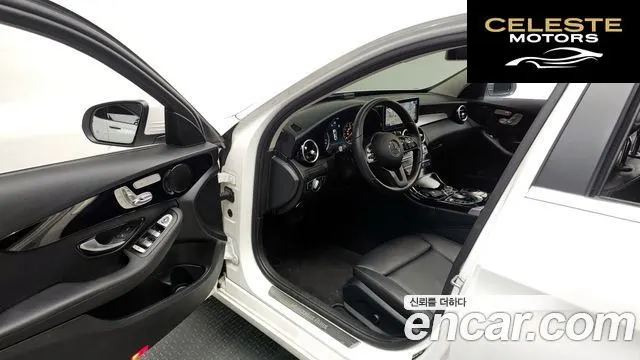MERCEDES BENZ C-Classe W205 C200 2020 — photo 12 sur 36