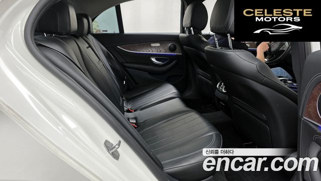 MERCEDES BENZ E-Classe W213 E300 Exclusive 2017 — photo 12 sur 20