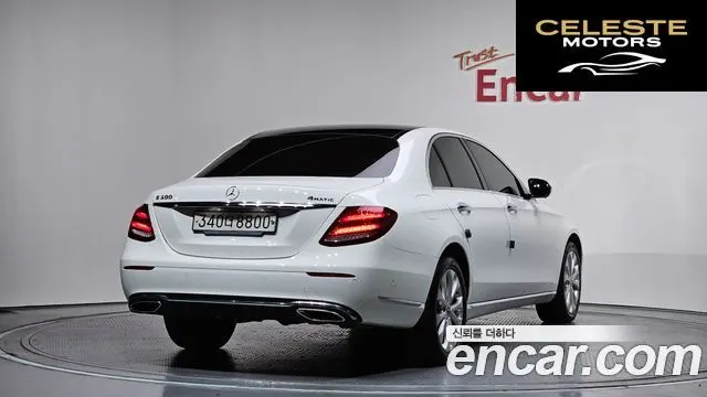 MERCEDES BENZ E-Classe W213 E300 4MATIC Exclusive 2019 — photo 2 sur 36