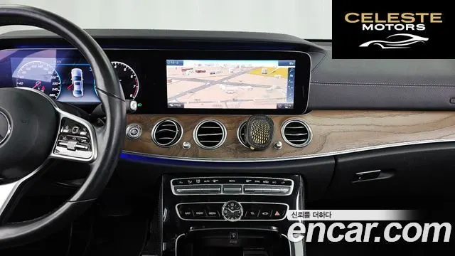 MERCEDES BENZ E-Classe W213 E300 4MATIC Exclusive 2019 — photo 20 sur 36