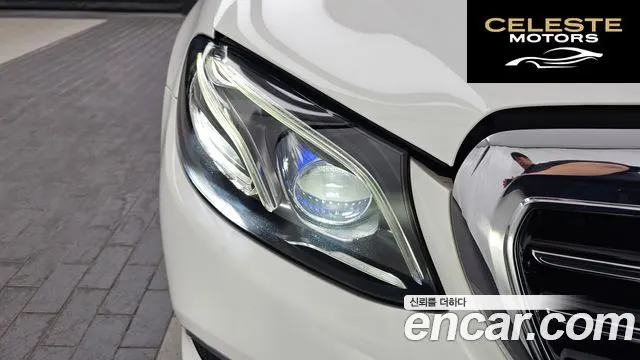 MERCEDES BENZ E-Classe W213 E300 4MATIC Exclusive 2019 — photo 8 sur 36