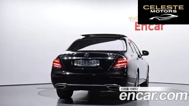 MERCEDES BENZ E-Classe W213 E300e Exclusive 2019 — photo 3 sur 31