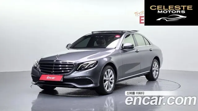 MERCEDES BENZ E-Classe W213 E300 4MATIC Exclusive 2019 — photo 1 sur 34