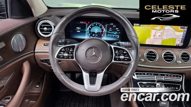 MERCEDES BENZ E-Classe W213 E300 4MATIC Exclusive 2019 — photo 19 sur 34