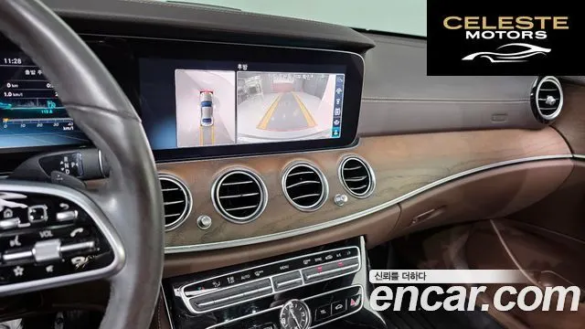 MERCEDES BENZ E-Classe W213 E300 4MATIC Exclusive 2019 — photo 23 sur 34