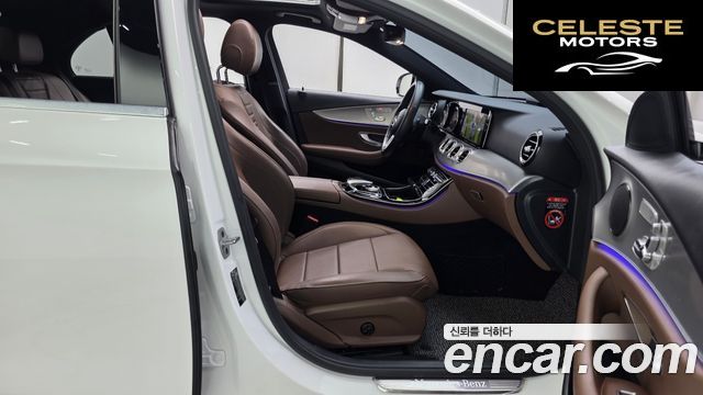 MERCEDES BENZ E-Classe W213 E300 Avantgarde 2019 — photo 11 sur 20