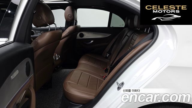 MERCEDES BENZ E-Classe W213 E300 Avantgarde 2019 — photo 12 sur 20