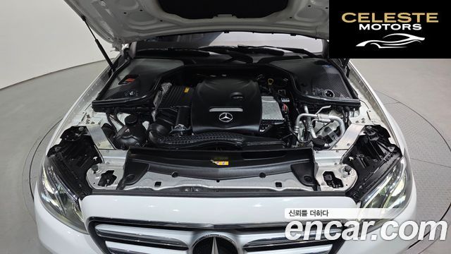 MERCEDES BENZ E-Classe W213 E300 Avantgarde 2019 — photo 6 sur 20
