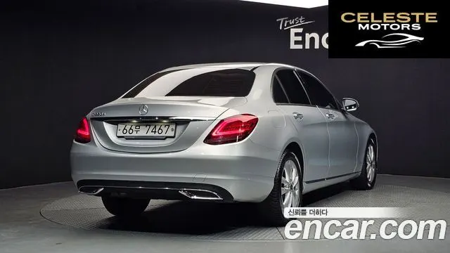 MERCEDES BENZ C-Classe W205 C220 d Avantgarde 2019 — photo 2 sur 20