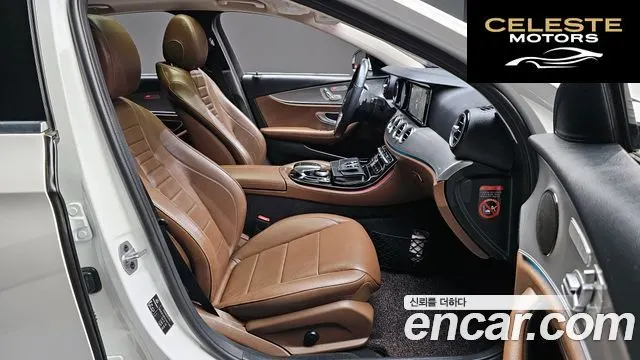 MERCEDES BENZ E-Classe W213 E300 Avantgarde 2019 — photo 16 sur 39