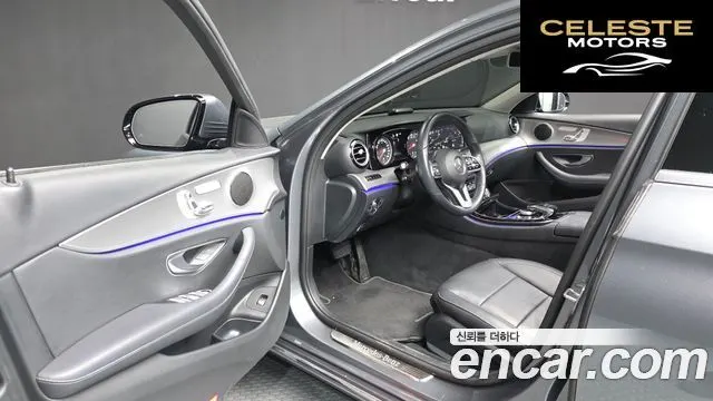 MERCEDES BENZ E-Classe W213 E300 Avantgarde 2019 — photo 13 sur 31