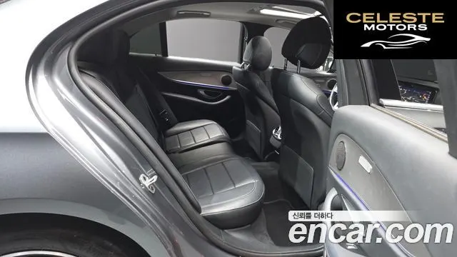 MERCEDES BENZ E-Classe W213 E300 Avantgarde 2019 — photo 18 sur 31