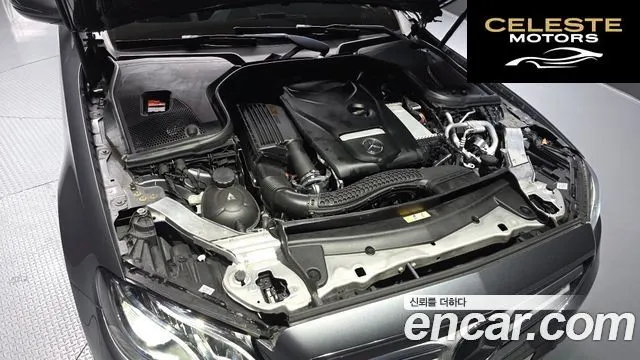 MERCEDES BENZ E-Classe W213 E300 Avantgarde 2019 — photo 6 sur 31