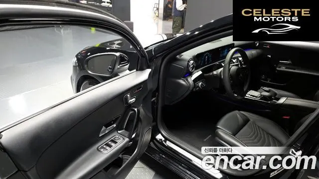 MERCEDES BENZ A-Classe W177 A220 Berline 2020 — photo 13 sur 38
