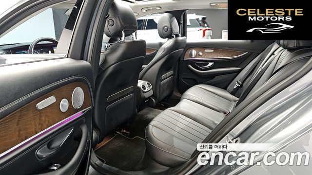 MERCEDES BENZ E-Classe W213 E300 4MATIC Exclusive 2019 — photo 11 sur 20