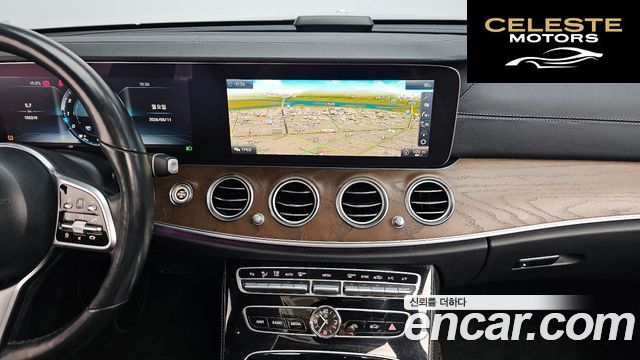 MERCEDES BENZ E-Classe W213 E300 4MATIC Exclusive 2019 — photo 13 sur 20