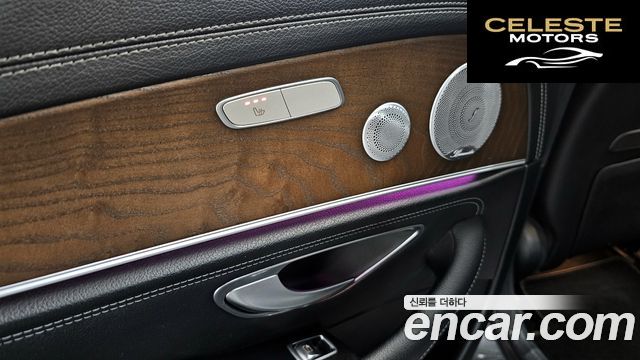 MERCEDES BENZ E-Classe W213 E300 4MATIC Exclusive 2019 — photo 19 sur 20