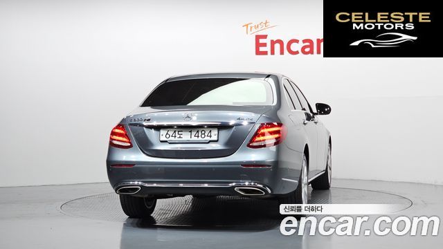 MERCEDES BENZ E-Classe W213 E300 4MATIC Exclusive 2019 — photo 4 sur 20
