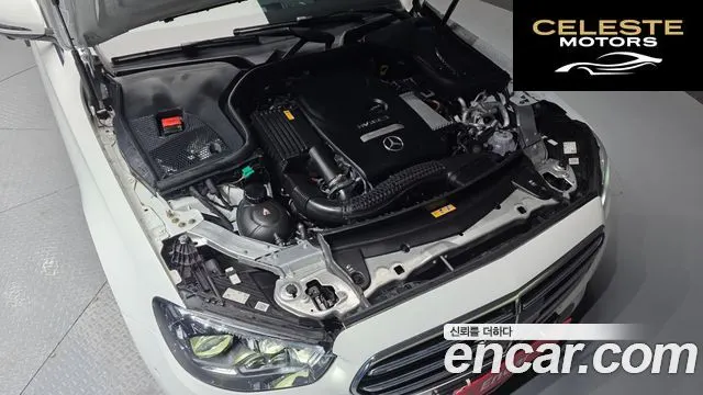 MERCEDES BENZ E-Classe W213 E300e 4MATIC Exclusive 2023 — photo 6 sur 40