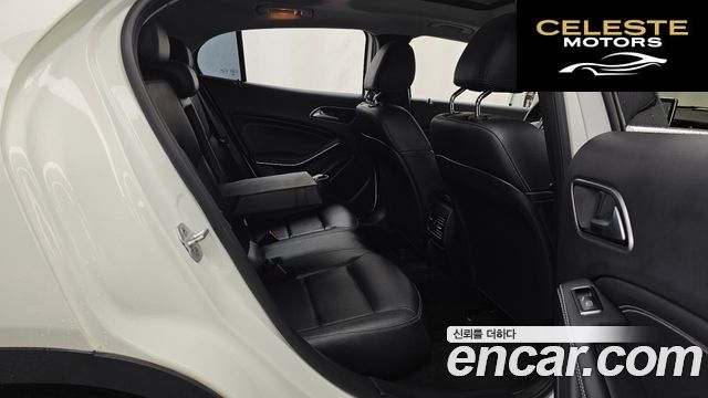 MERCEDES BENZ GLA-Classe X156 GLA200 d 4MATIC 2016 — photo 12 sur 20