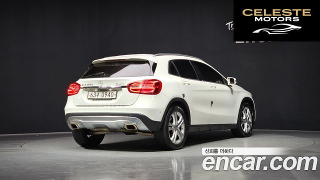 MERCEDES BENZ GLA-Classe X156 GLA200 d 4MATIC 2016 — photo 2 sur 20