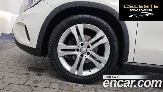 MERCEDES BENZ GLA-Classe X156 GLA200 d 4MATIC 2016 — photo 5 sur 20