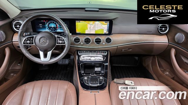 MERCEDES BENZ E-Classe W213 E300 4MATIC Exclusive 2019 — photo 10 sur 34