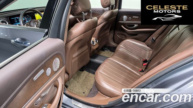MERCEDES BENZ E-Classe W213 E300 4MATIC Exclusive 2019 — photo 18 sur 34