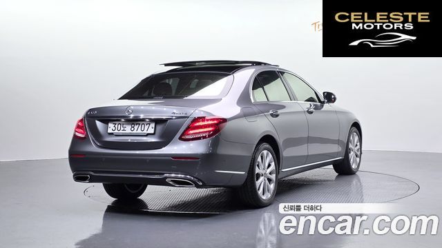 MERCEDES BENZ E-Classe W213 E300 4MATIC Exclusive 2019 — photo 2 sur 34