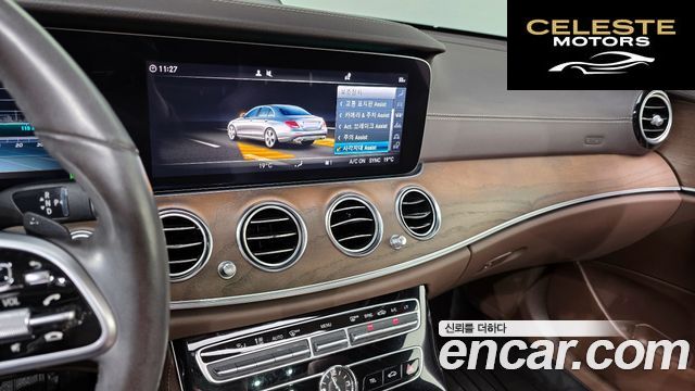 MERCEDES BENZ E-Classe W213 E300 4MATIC Exclusive 2019 — photo 22 sur 34
