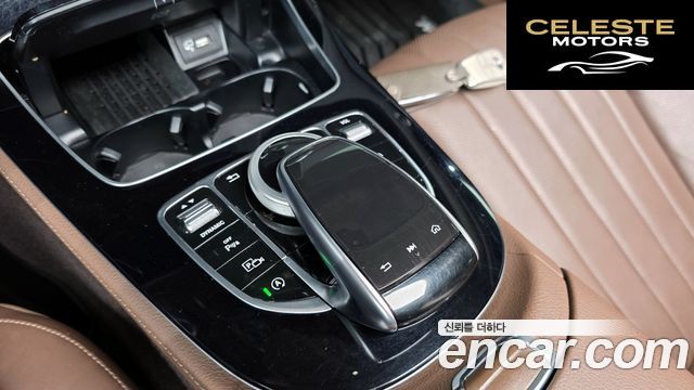 MERCEDES BENZ E-Classe W213 E300 4MATIC Exclusive 2019 — photo 28 sur 34