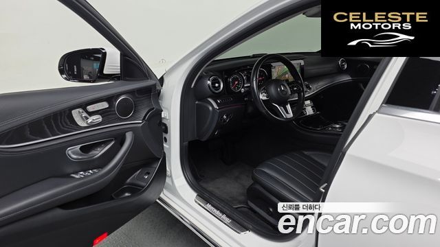 MERCEDES BENZ E-Classe W213 E220d 4MATIC Exclusive 2020 — photo 13 sur 32
