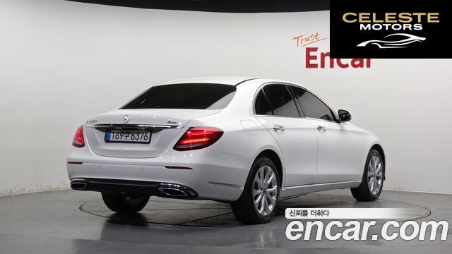 MERCEDES BENZ E-Classe W213 E220d 4MATIC Exclusive 2020 — photo 2 sur 32