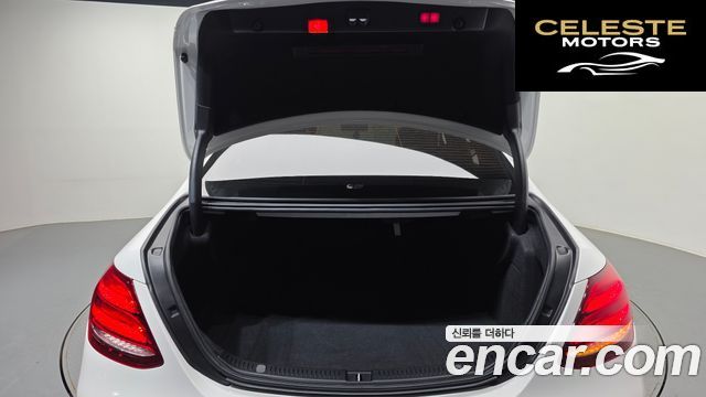 MERCEDES BENZ E-Classe W213 E220d 4MATIC Exclusive 2020 — photo 26 sur 32