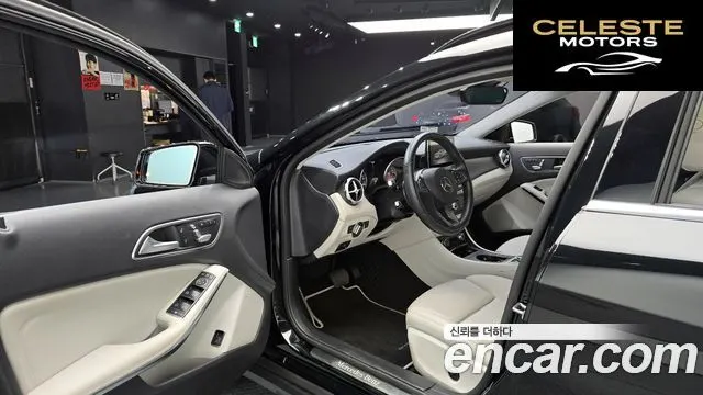 MERCEDES BENZ GLA-Classe X156 GLA220 2019 — photo 13 sur 30