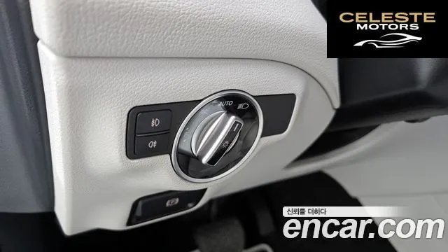 MERCEDES BENZ GLA-Classe X156 GLA220 2019 — photo 24 sur 30
