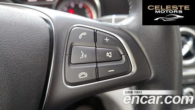 MERCEDES BENZ GLA-Classe X156 GLA220 2019 — photo 27 sur 30