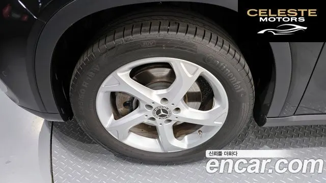 MERCEDES BENZ GLA-Classe X156 GLA220 2019 — photo 5 sur 30