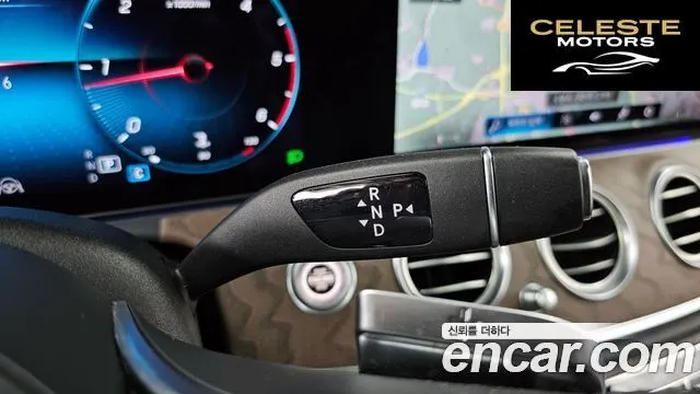 MERCEDES BENZ E-Classe W213 E220d 4MATIC Exclusive 2022 — photo 11 sur 32