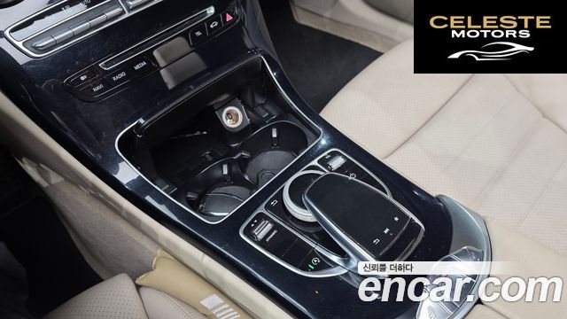MERCEDES BENZ C-Classe W205 C200 Cabriolet 2017 — photo 22 sur 36