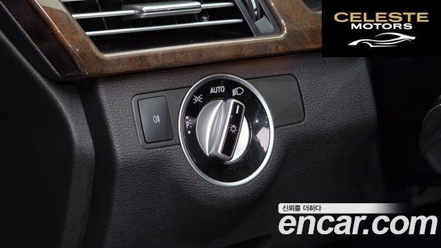 MERCEDES BENZ E-Classe W212 E300 2012 — photo 15 sur 26