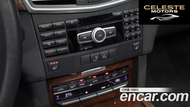 MERCEDES BENZ E-Classe W212 E300 2012 — photo 17 sur 26