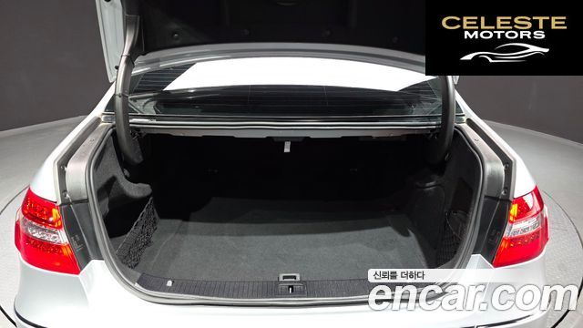MERCEDES BENZ E-Classe W212 E300 2012 — photo 20 sur 26