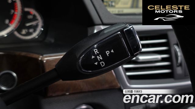 MERCEDES BENZ E-Classe W212 E300 2012 — photo 9 sur 26