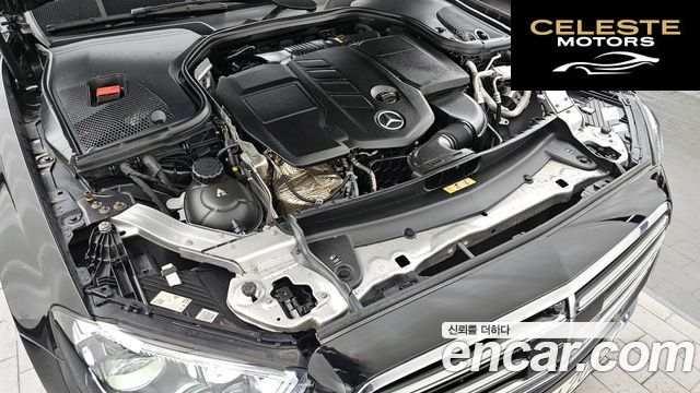 MERCEDES BENZ E-Classe W213 E220d 4MATIC Exclusive 2022 — photo 5 sur 32